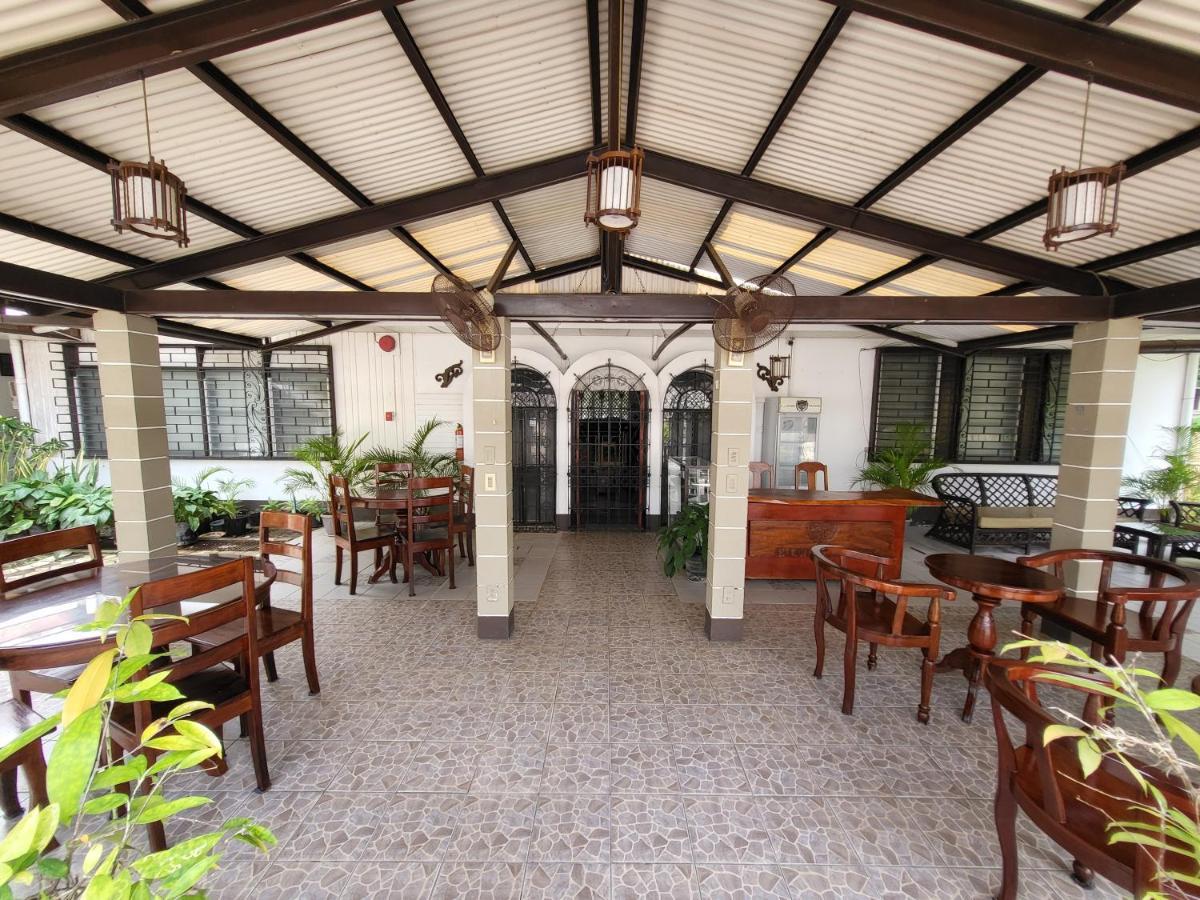 Ayahay Sa Matutina Hotel Puerto Princesa Exterior photo